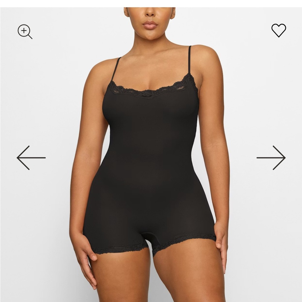 SKIMS Women's Black Lace Trim Bodysuit NWOT